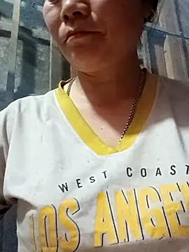 Snapshot of Lindxx-hot chatting on 04.08.26 Lindxx-hot online show from 04.08.26