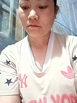 Snapshot of Lindxx-hot chatting on 04.12.26 Lindxx-hot online show from 04.12.26