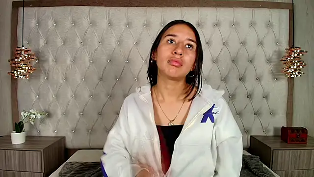 LilyRossi  online show from 05.22.26
