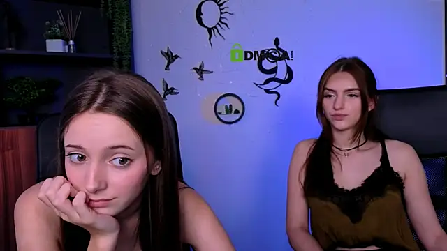 Snapshot of chloe_ley chatting on 07.16.26 chloe ley online show from 07.16.26