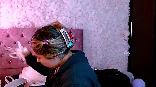 Sofiazaf  online show from 04.11.26