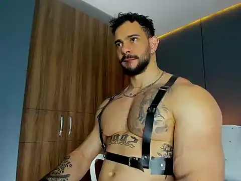 Snapshot of massimo_visconti chatting on 03.05.26 massimo visconti online show from 03.05.26