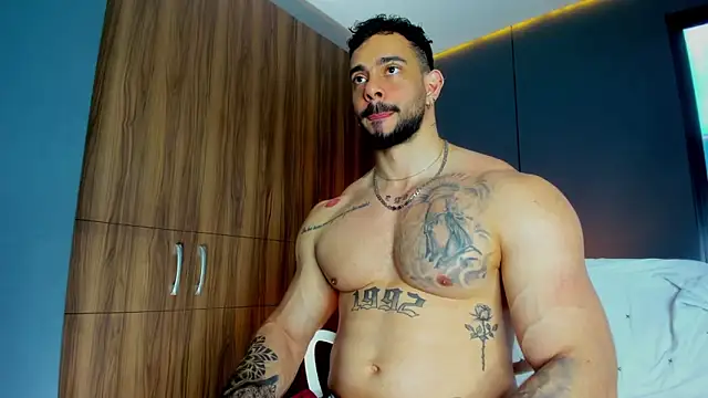 Snapshot of massimo_visconti chatting on 03.13.26 massimo visconti online show from 03.13.26