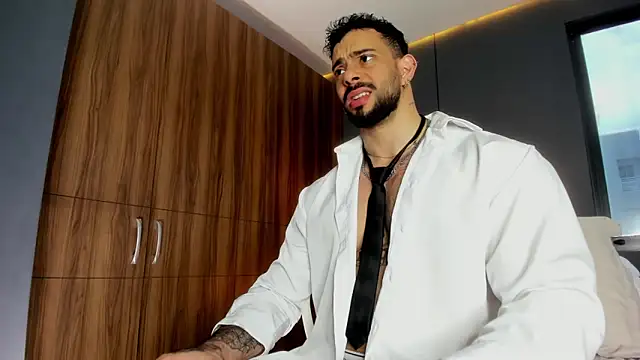 Snapshot of massimo_visconti chatting on 03.15.26 massimo visconti online show from 03.15.26