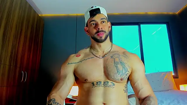 Snapshot of massimo_visconti chatting on 03.27.26 massimo visconti online show from 03.27.26