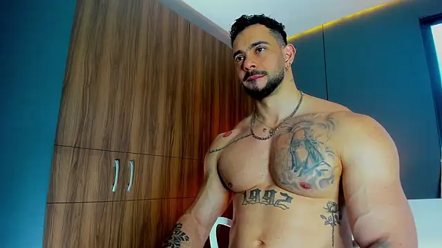 Snapshot of massimo_visconti chatting on 04.13.26 massimo visconti online show from 04.13.26