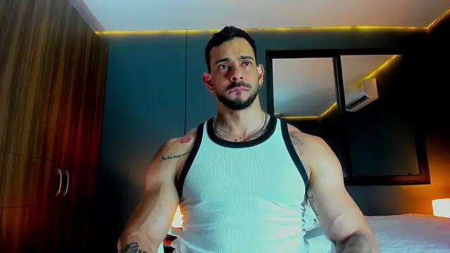 Snapshot of massimo_visconti chatting on 04.15.26 massimo visconti online show from 04.15.26