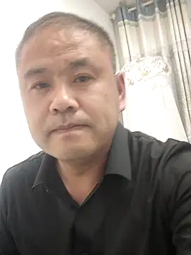 Snapshot of wanggang880903 chatting on 04.26.26 wanggang880903 online show from 04.26.26