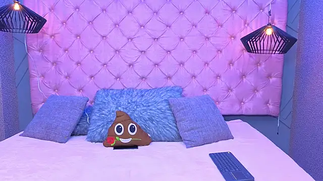 SARA HORNY- online show from 05.12.26