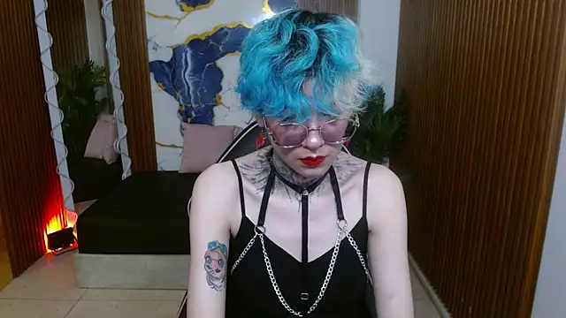 Lyra tay online show from 04.11.26