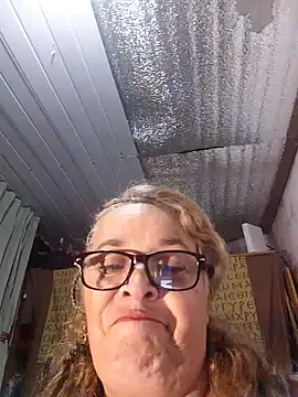 momismilf544 online show from 04.27.26