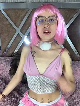 Alice Hecate online show from 03.06.26