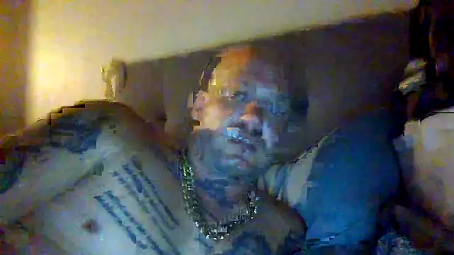 Snapshot of Brittmikerideanfuck chatting on 07.14.26 Brittmikerideanfuck online show from 07.14.26