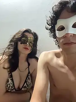 Snapshot of Danandrouse chatting on 03.13.26 Danandrouse online show from 03.13.26