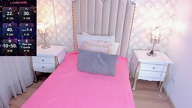 mika doll online show from 04.16.26