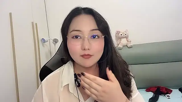 Snapshot of Susu-36E chatting on 04.29.26 Susu-36E online show from 04.29.26