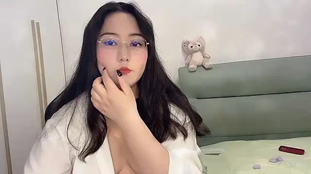 Snapshot of Susu-36E chatting on 05.11.26 Susu-36E online show from 05.11.26
