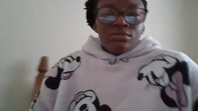 Snapshot of SexyGemBeauty chatting on 05.17.26 SexyGemBeauty online show from 05.17.26
