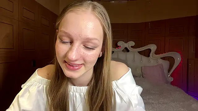 Anika Socutehe online show from 03.23.26