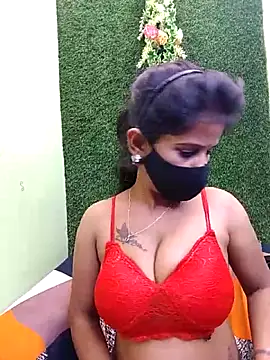 Tinaa baby online show from 04.17.26