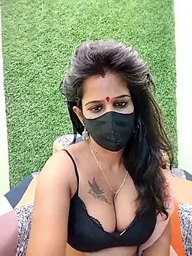 Tinaa baby online show from 04.21.26