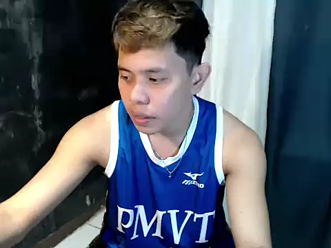 Snapshot of Baby_Maxxx chatting on 04.24.26 Baby Maxxx online show from 04.24.26