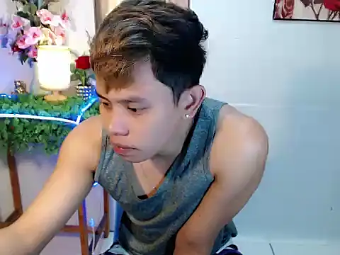 Snapshot of Baby_Maxxx chatting on 05.17.26 Baby Maxxx online show from 05.17.26