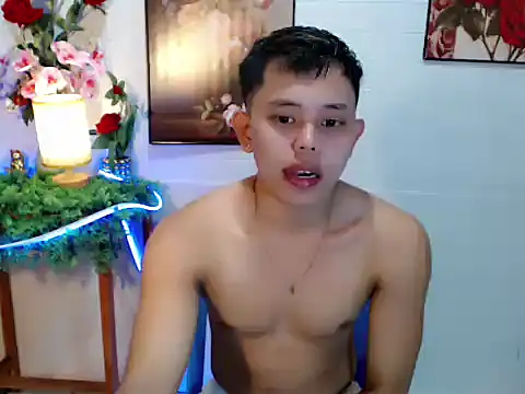 Snapshot of Baby_Maxxx chatting on 05.21.26 Baby Maxxx online show from 05.21.26
