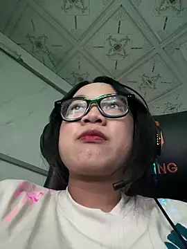 Leeeeiu online show from 06.02.26