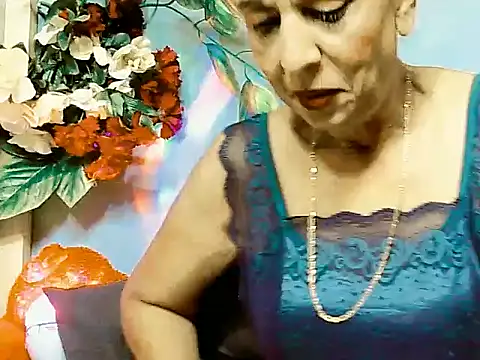 Hot queen58 online show from 05.21.26