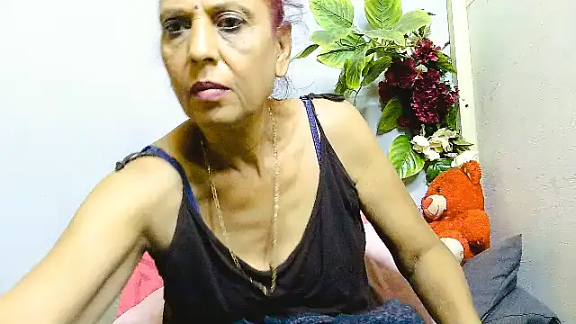 Snapshot of Hot_queen58 chatting on 06.30.26 Hot queen58 online show from 06.30.26