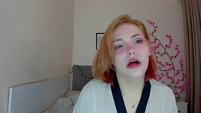 DellaRows online show from 04.02.26