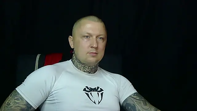 Snapshot of devilWithTats chatting on 07.08.26 devilWithTats online show from 07.08.26