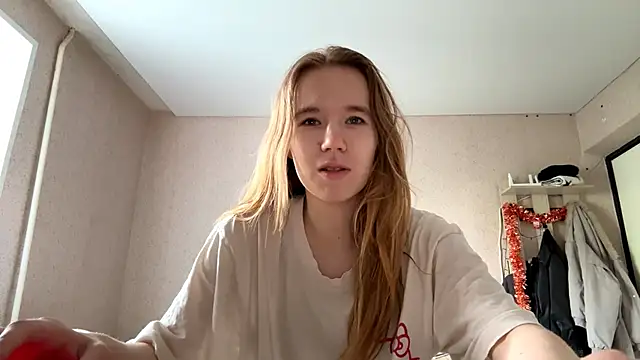 Snapshot of LeomaJee chatting on 07.02.26 LeomaJee online show from 07.02.26