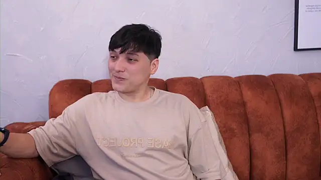 Snapshot of Mia_and_Belmonth chatting on 05.01.26 Mia and Belmonth online show from 05.01.26
