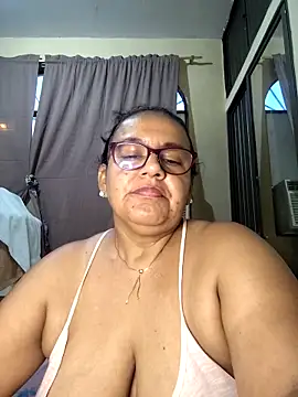 Roxy 77 online show from 03.08.26