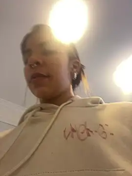 VioletaHills  online show from 05.19.26