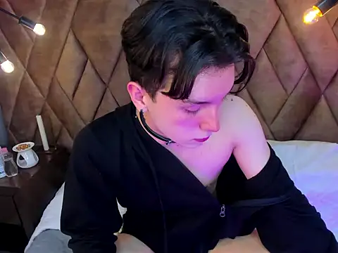 hollannd  online show from 04.25.26