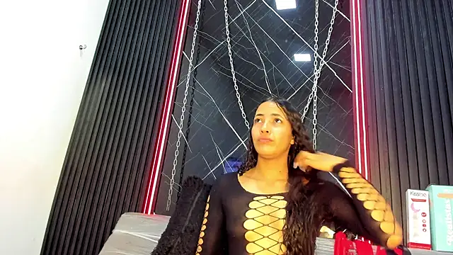 Megan Duskk online show from 05.12.26