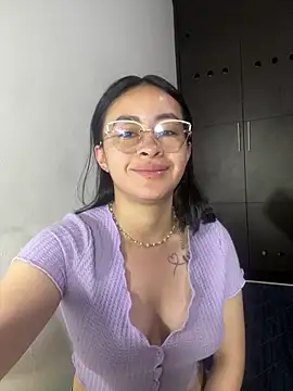 Anni Rose online show from 04.15.26