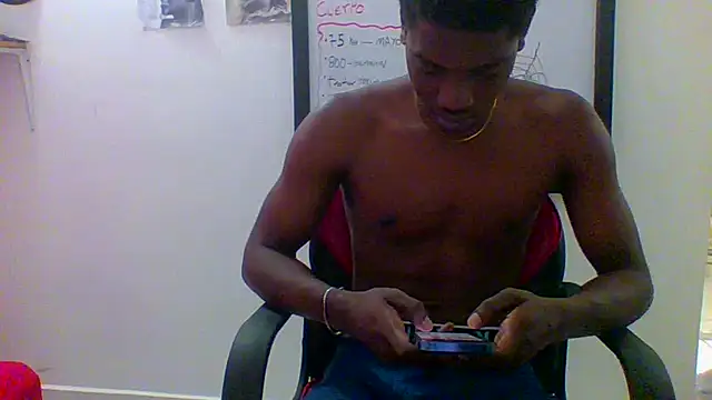 Snapshot of charles_king chatting on 05.09.26 charles king online show from 05.09.26
