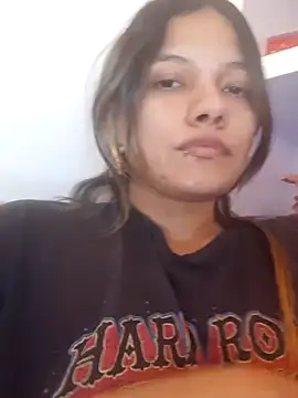Snapshot of EmmaSanchez_ chatting on 05.17.26 EmmaSanchez online show from 05.17.26