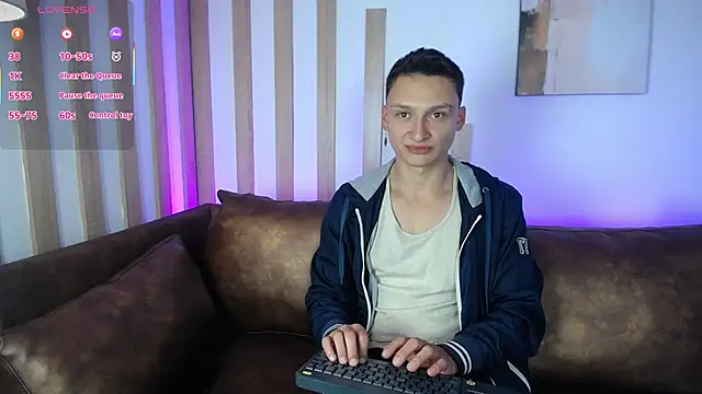 Snapshot of DIEGO_JONES chatting on 06.09.26 DIEGO JONES online show from 06.09.26