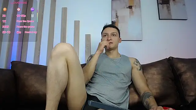 Snapshot of DIEGO_JONES chatting on 07.08.26 DIEGO JONES online show from 07.08.26