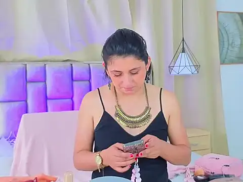 Matildeausten online show from 03.19.26