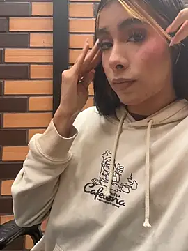 mxli divine  online show from 04.15.26