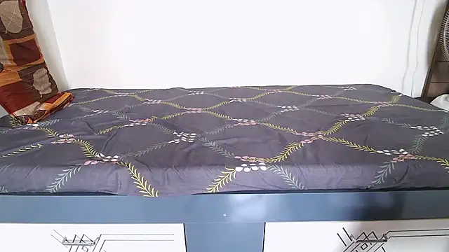 Snapshot of Miss_Sanika chatting on 06.18.26 Miss Sanika online show from 06.18.26