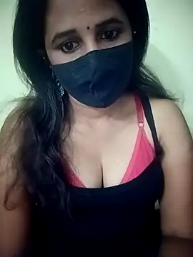 Snapshot of Tamil_Rani- chatting on 03.12.26 Tamil Rani- online show from 03.12.26