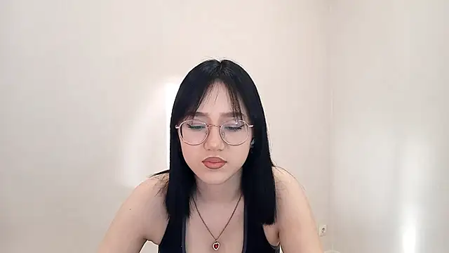 Snapshot of SolvedGlobe chatting on 03.23.26 SolvedGlobe online show from 03.23.26