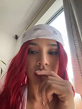 Mia-villalobos online show from 05.22.26